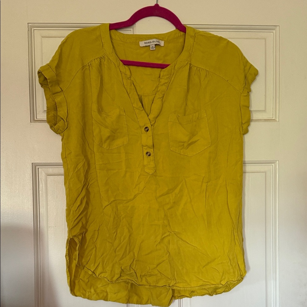 Rose & Olive Mustard Button-Front Blouse